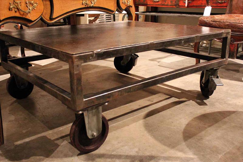 Industrial table with Casters